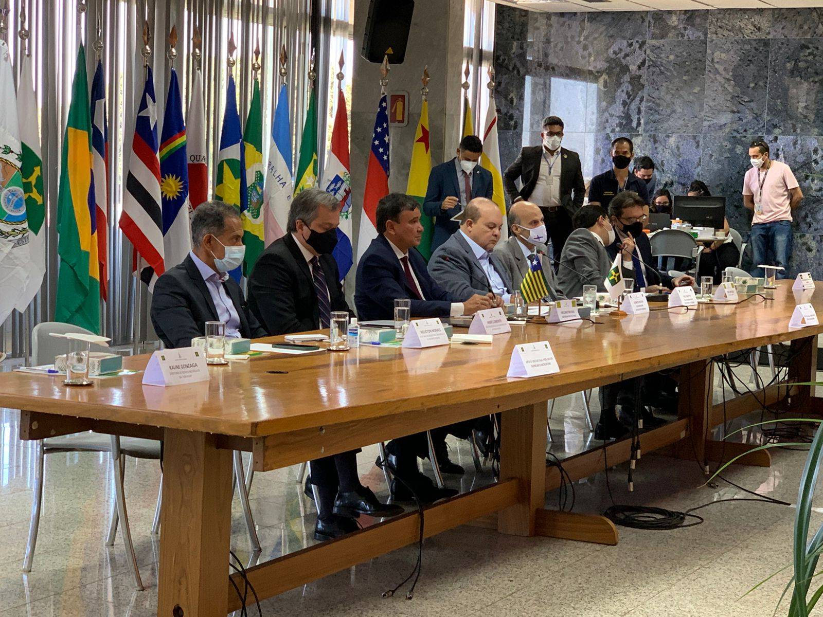 Ainda sem Bolsonaro, Fórum de Governadores tem agenda definida com Senado, Câmara e STF